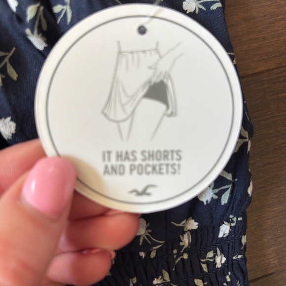 Hollister mini dress - Picture 3 of 3